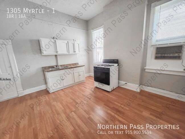 Building Photo - All utilities included, 1 bedroom apartmen...