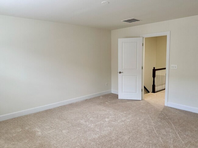 Building Photo - 8505 Craggan Ln