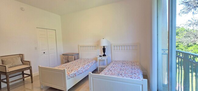 Building Photo - 11790 St Andrews Place