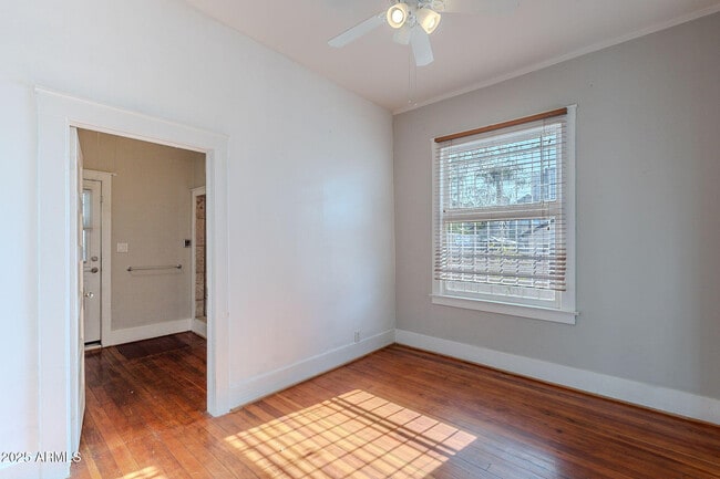 Building Photo - 711 E McKinley St