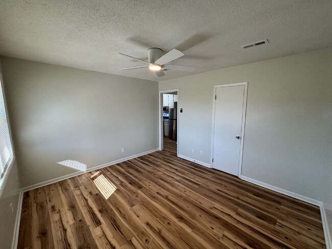 Building Photo - Available FOR RENT in Midland City, AL!!