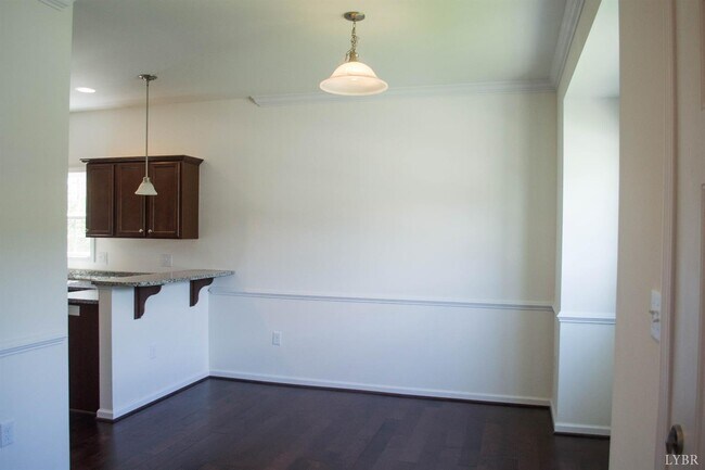 Building Photo - 105 Red Maple Ct