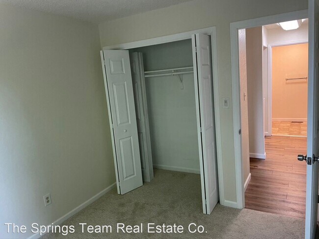 Building Photo - 2 br, 2 bath House - 82 Stovel Circle