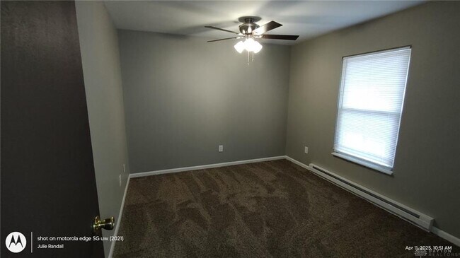 Building Photo - 4627 Far Hills Ave