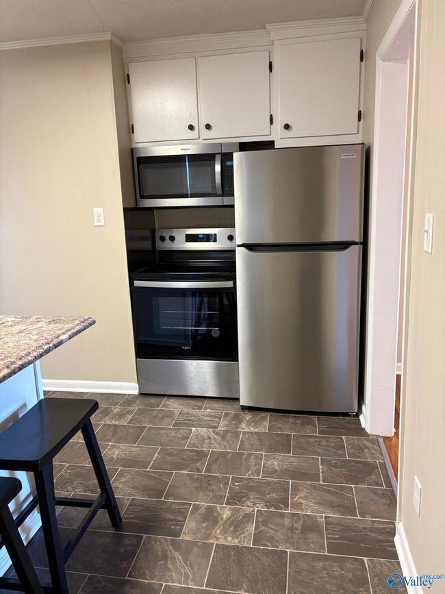 Building Photo - 19408 Huntsville Brownsferry Rd