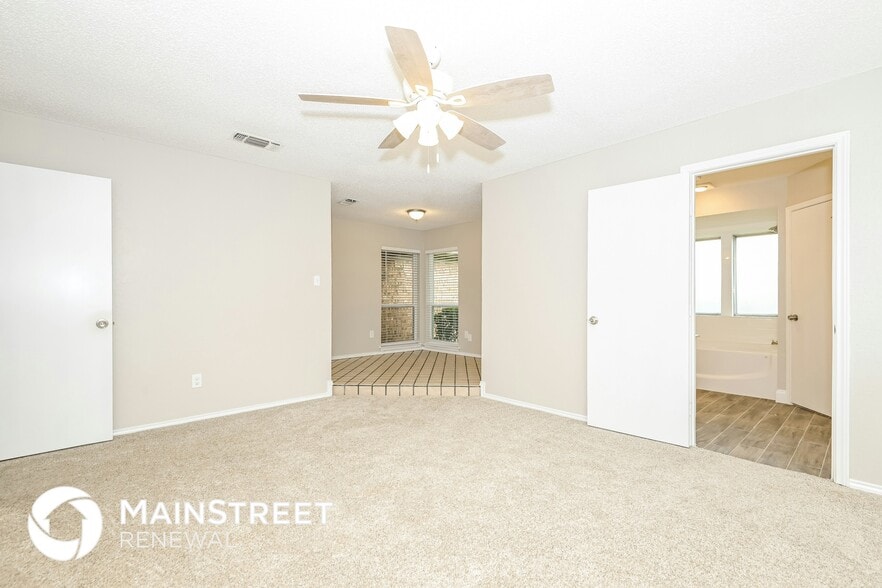 Building Photo - 1905 Dartmouth Ct