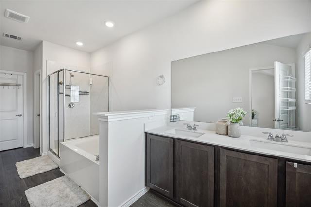 Building Photo - 2141 Buffalo Hill Dr