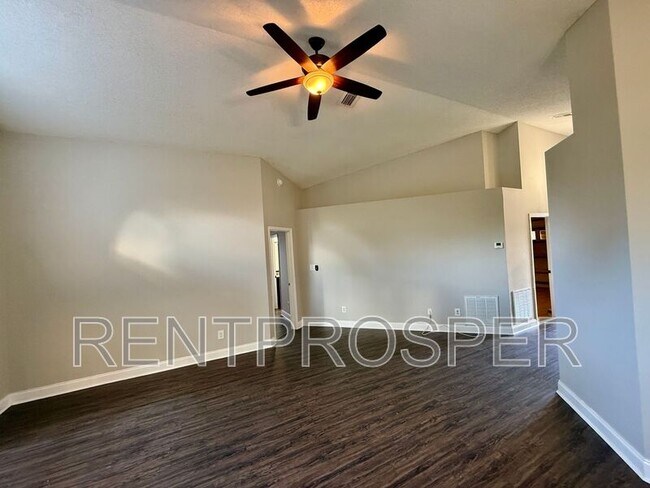 Building Photo - 9503 Rosewalk Ct