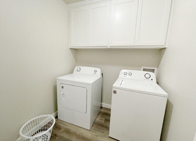 Building Photo - Cozy 4bd 2ba near Choctaw Casino