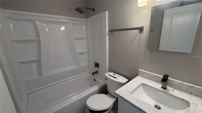 Building Photo - 11728 Shirburn Cir