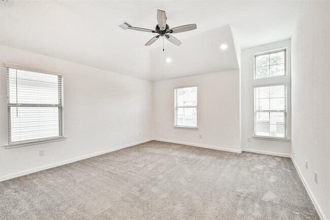 Building Photo - 582 Dry Fork Ln