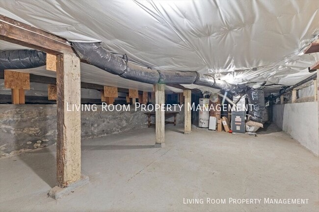 Building Photo - 3216 NE Rodney Ave
