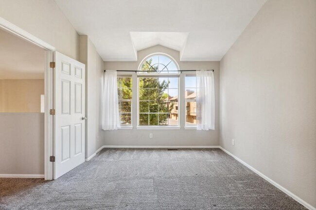 Building Photo - 3135 Capstan Way