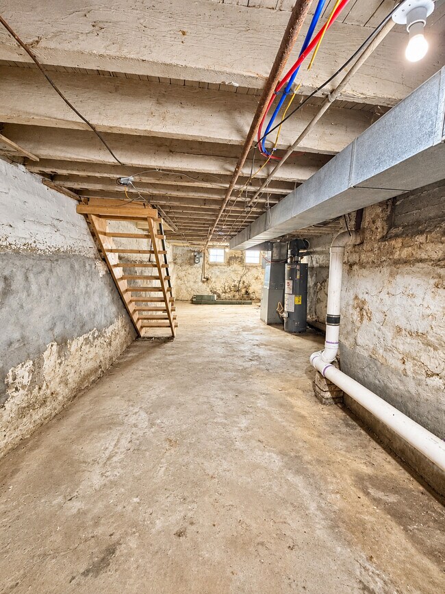Building Photo - 3034 Emerald St