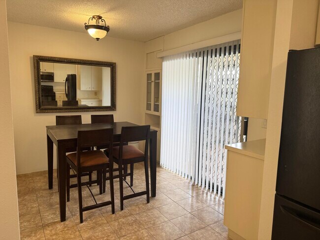 Building Photo - 48728 Desert Flower Dr