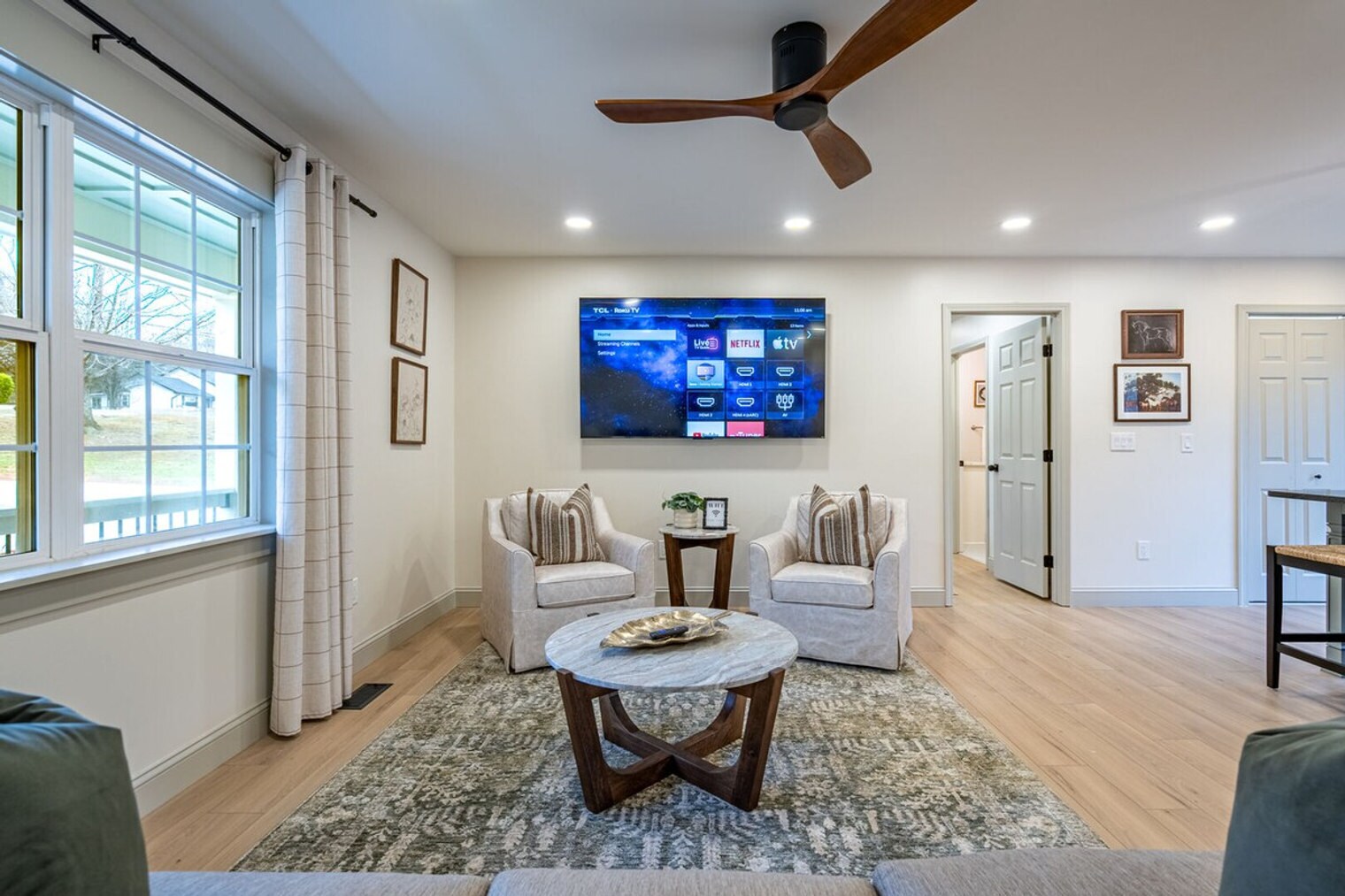 Building Photo - 29 Jennifer Ln