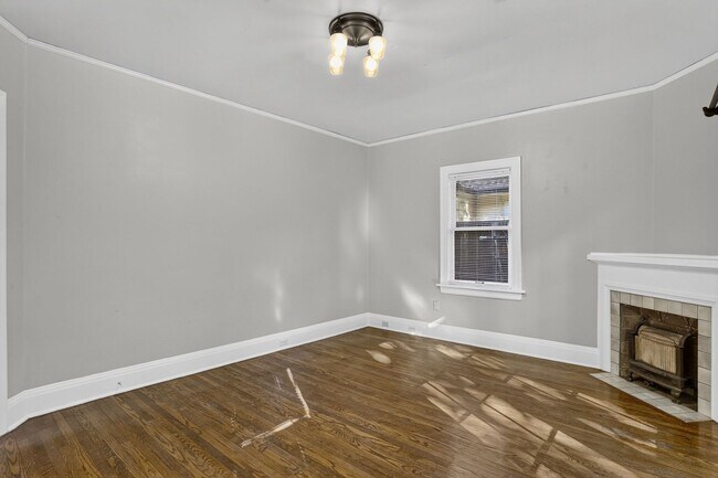 Building Photo - 3434 NE 18th Ave