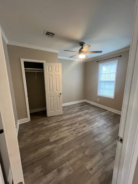 Building Photo - 302 N Bienville St