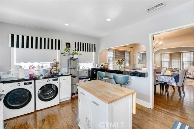 Building Photo - 1982 Corson St