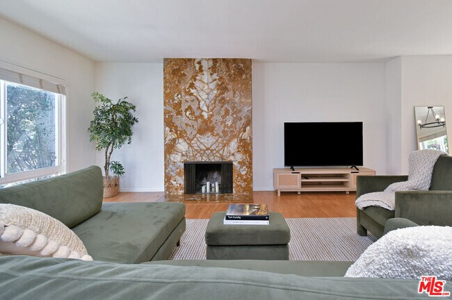 Primary Photo - 6133 Maryland Dr