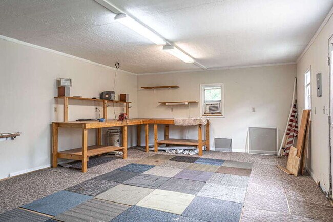 Building Photo - 289 Strike Eagle Dr