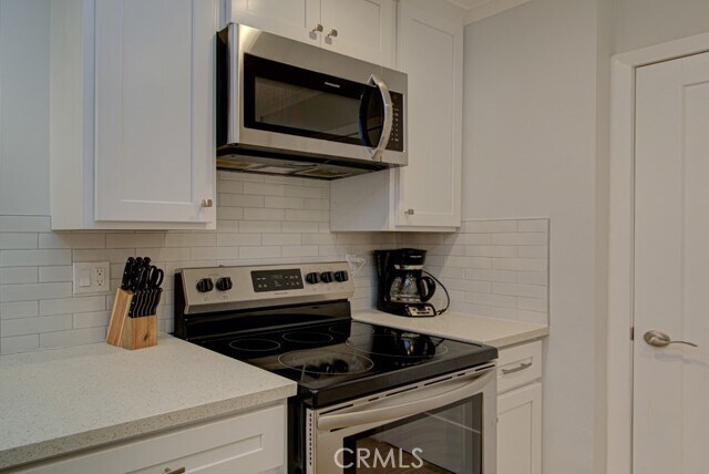 Building Photo - 2176 Via Puerta