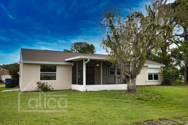 Building Photo - 6667 Carovel Ave