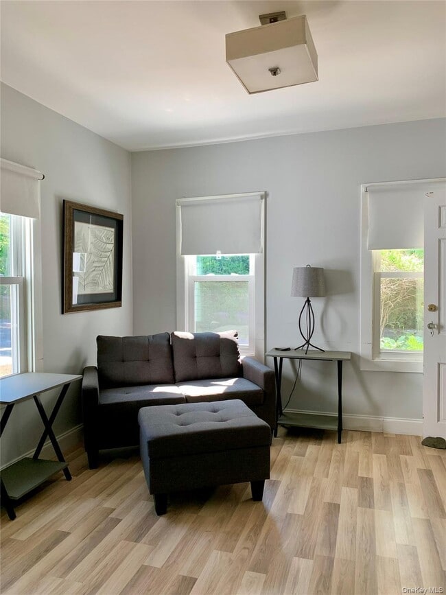 Building Photo - 26 Main St