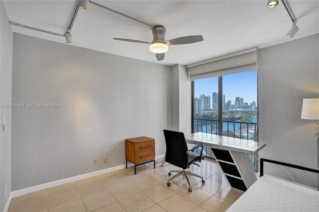 Building Photo - 19667 Turnberry Way