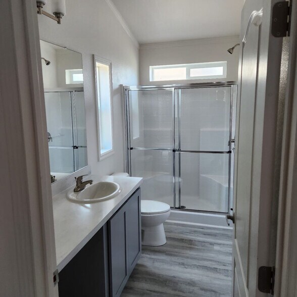 Building Photo - 1607 Walton St