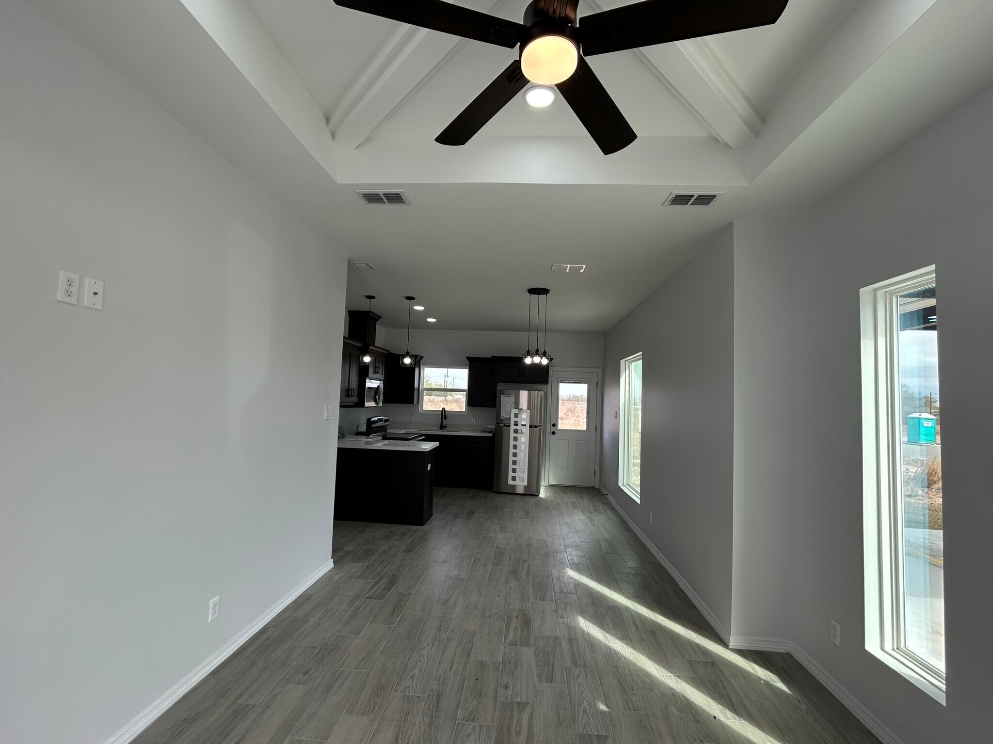 Building Photo - 1409 S Michigan St