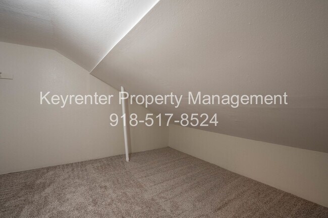 Building Photo - 4 Bed | 3 Bath in Central Tulsa!