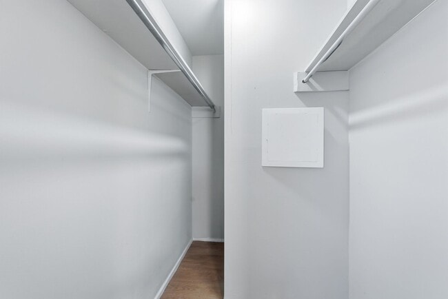 Building Photo - Ranch Style Home in Southside Savannah