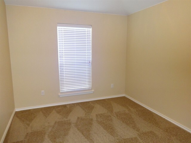 Building Photo - 3020 Prairie Hill Ln