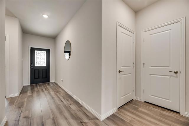 Building Photo - 3320 Chasemoor Dr