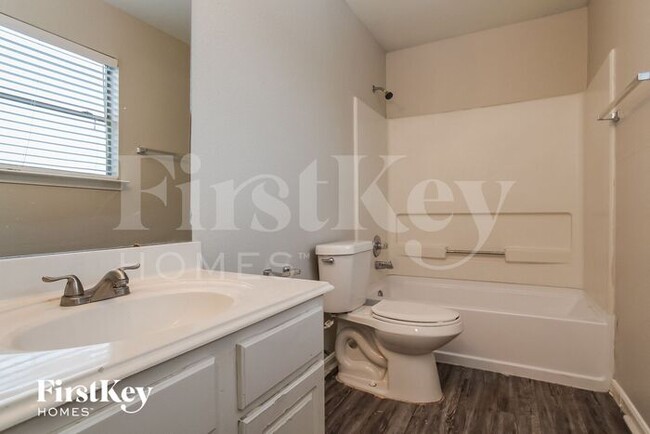 Building Photo - 430 Remington Creek Dr
