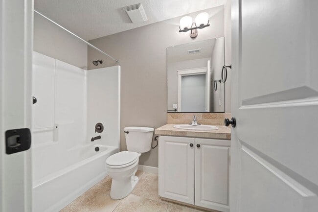 Building Photo - 28839 SW Costa Cir W