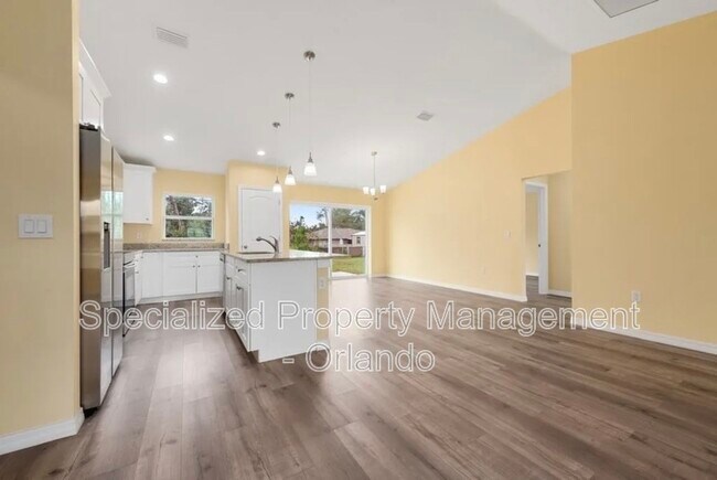 Building Photo - 4451 SW 170th Street Rd