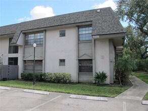 Building Photo - 3564 NW 95th Terrace