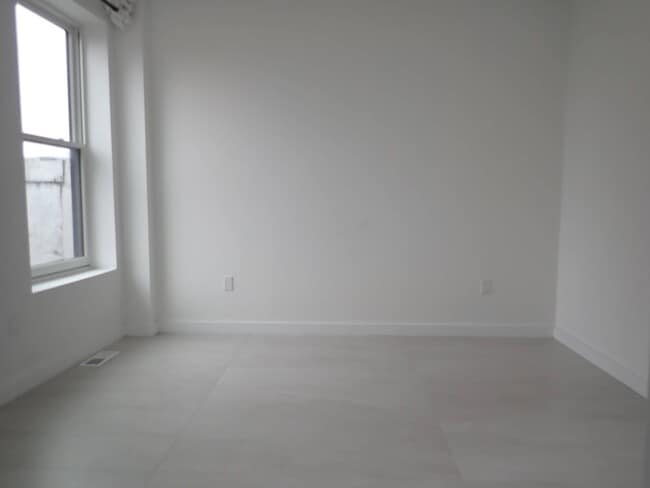 Building Photo - 1511 Pacific St