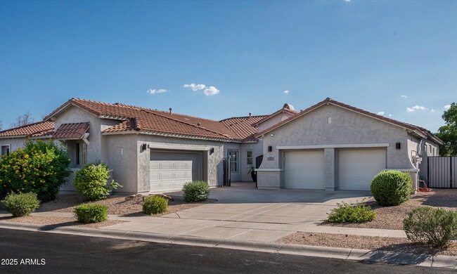 Building Photo - 1705 W Parnell Dr