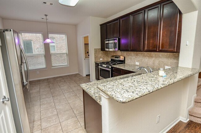 Building Photo - 20222 Stonebridge Terrace Dr