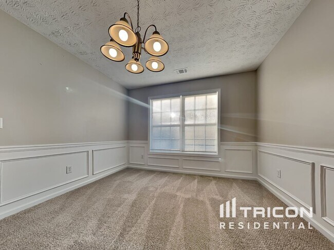 Building Photo - 930 Swan Ridge Court Grayson GA