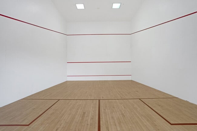 Building Photo - 2889 McFarlane Rd