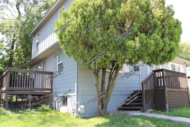 Building Photo - 3311 Freeman Ave