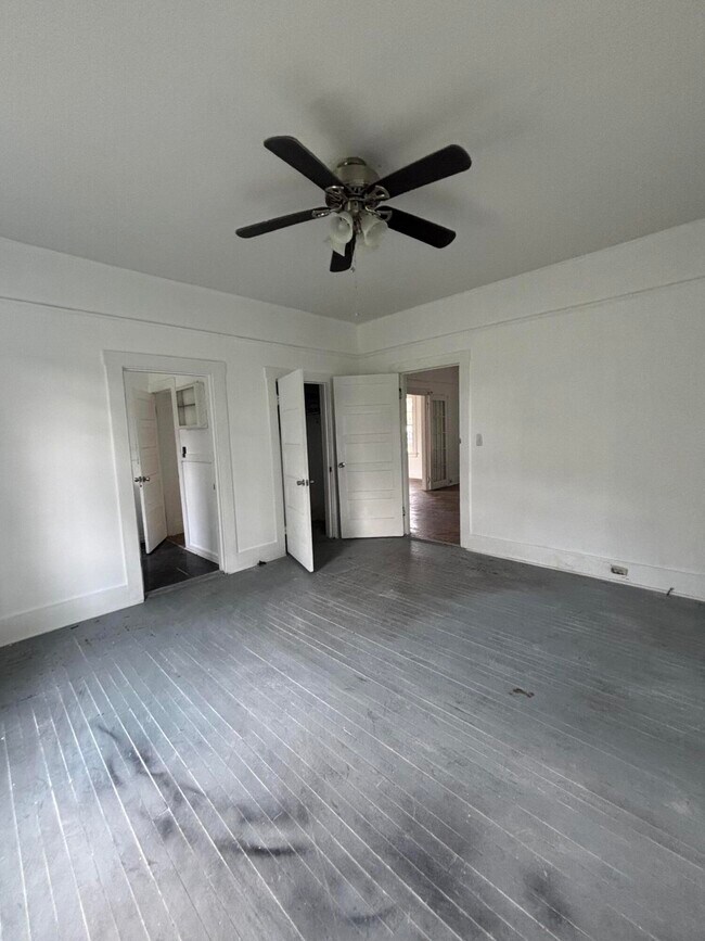 Building Photo - 2012 Starnes St