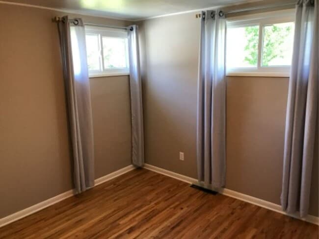 Building Photo - Wonderful 4 Bedroom House in Bountiful