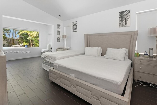 Building Photo - 1230 S 13th Ave