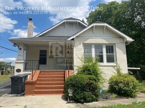 Building Photo - 3 Bedroom, 1 Bath Single Story Home in Gre...