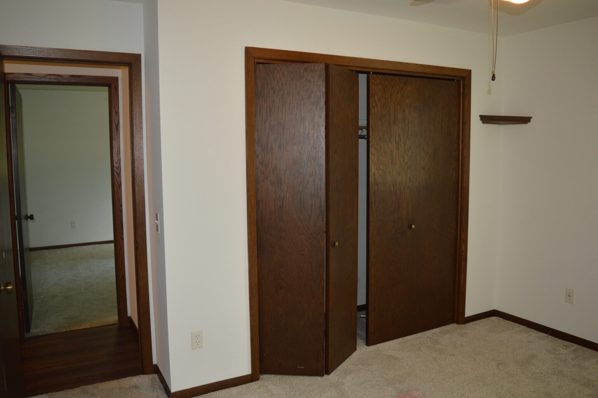 Building Photo - 1870 Sand Ridge Ct